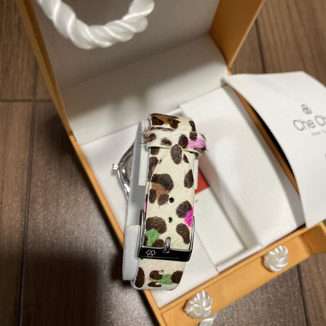 Che New York Analog Quartz Women