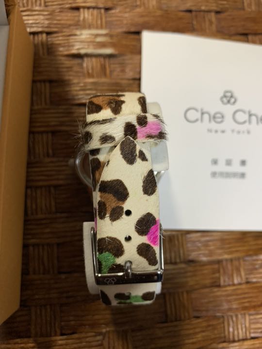 Che New York Analog Quartz Women