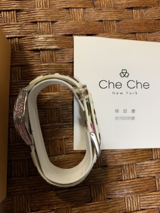 Che New York Analog Quartz Women