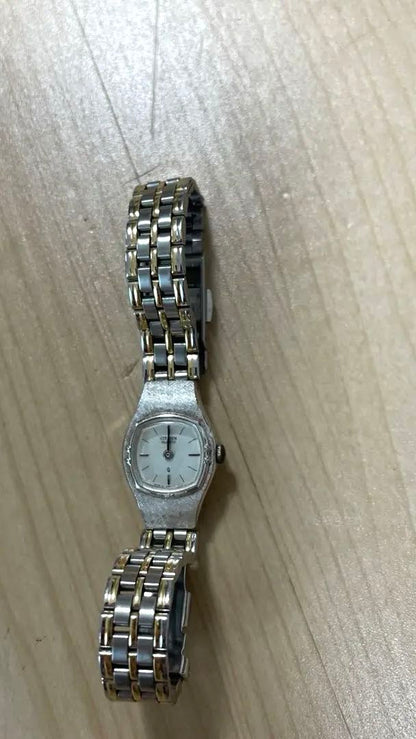 CITIZEN Analog Mechanical (Manual) Women