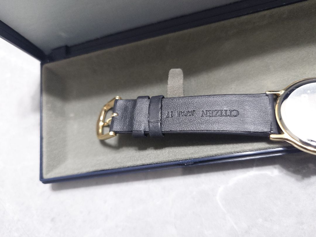 Citizen Analog Quartz Women