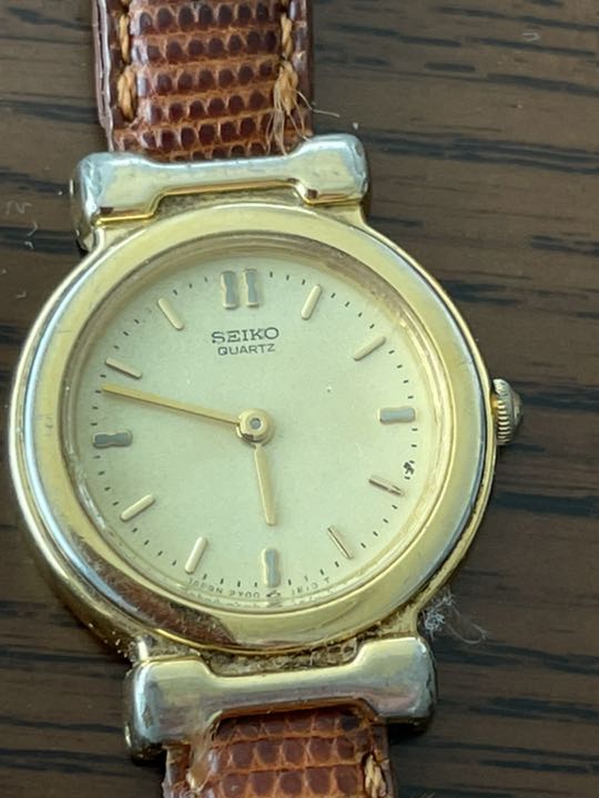 Seiko Analog Quartz Women
