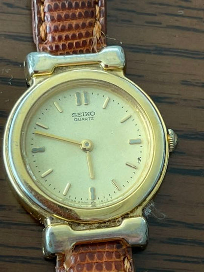 Seiko Analog Quartz Women
