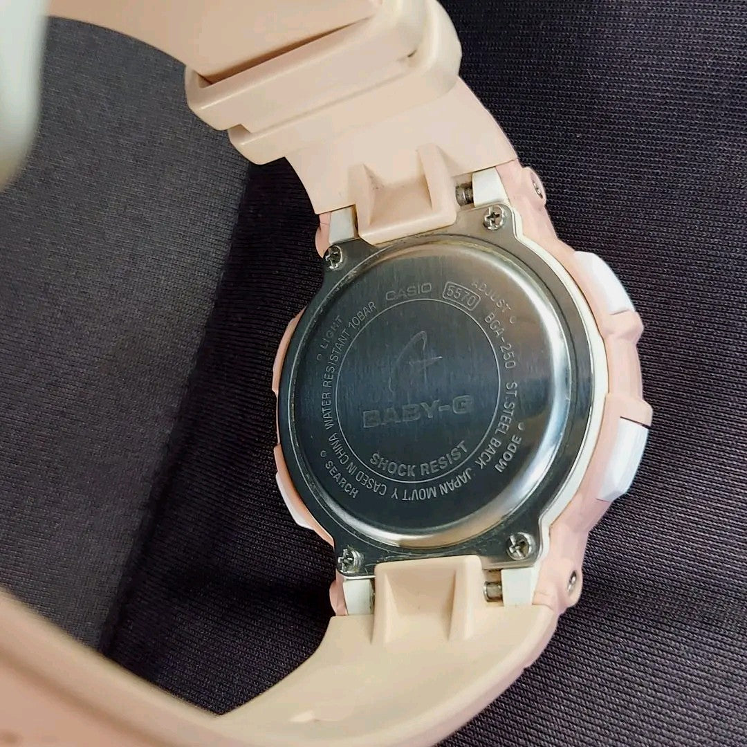 G-Shock Baby-G BGA-250-4AJF Digital-Analog Quartz Women