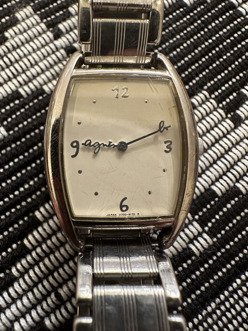 Agnes B. V700-5170 Analog Quartz Women