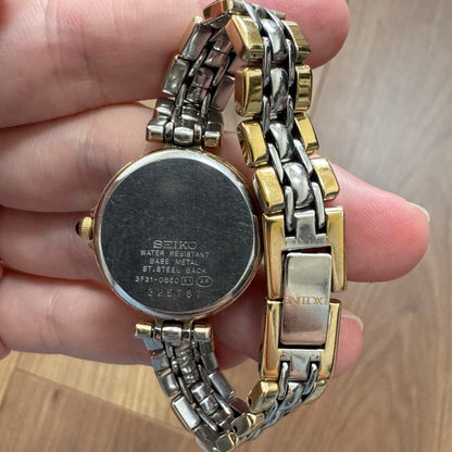 Seiko Exceline 3F31-0B60 Analog Quartz Women
