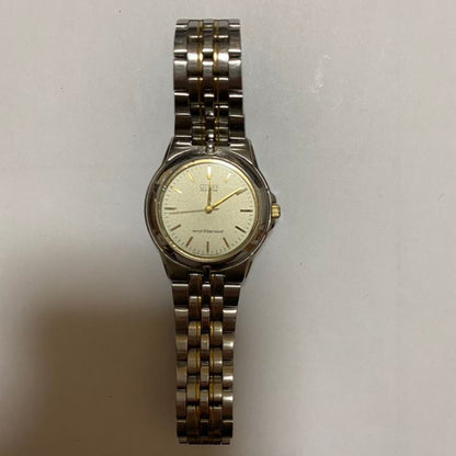 Citizen E030-K16253 Analog Quartz Men