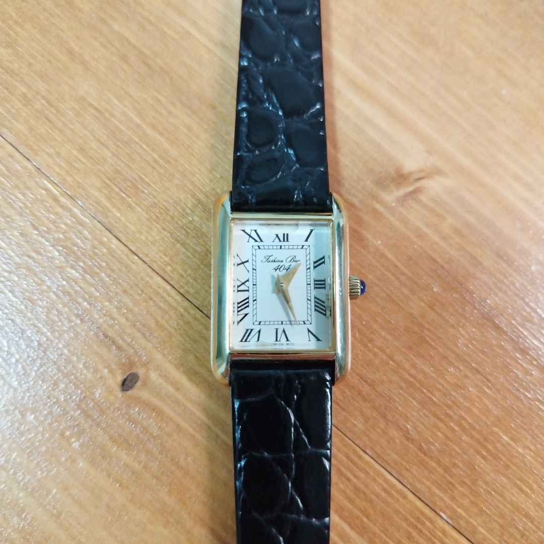 FASHION BAR Analog Mechanical (Manual) Women
