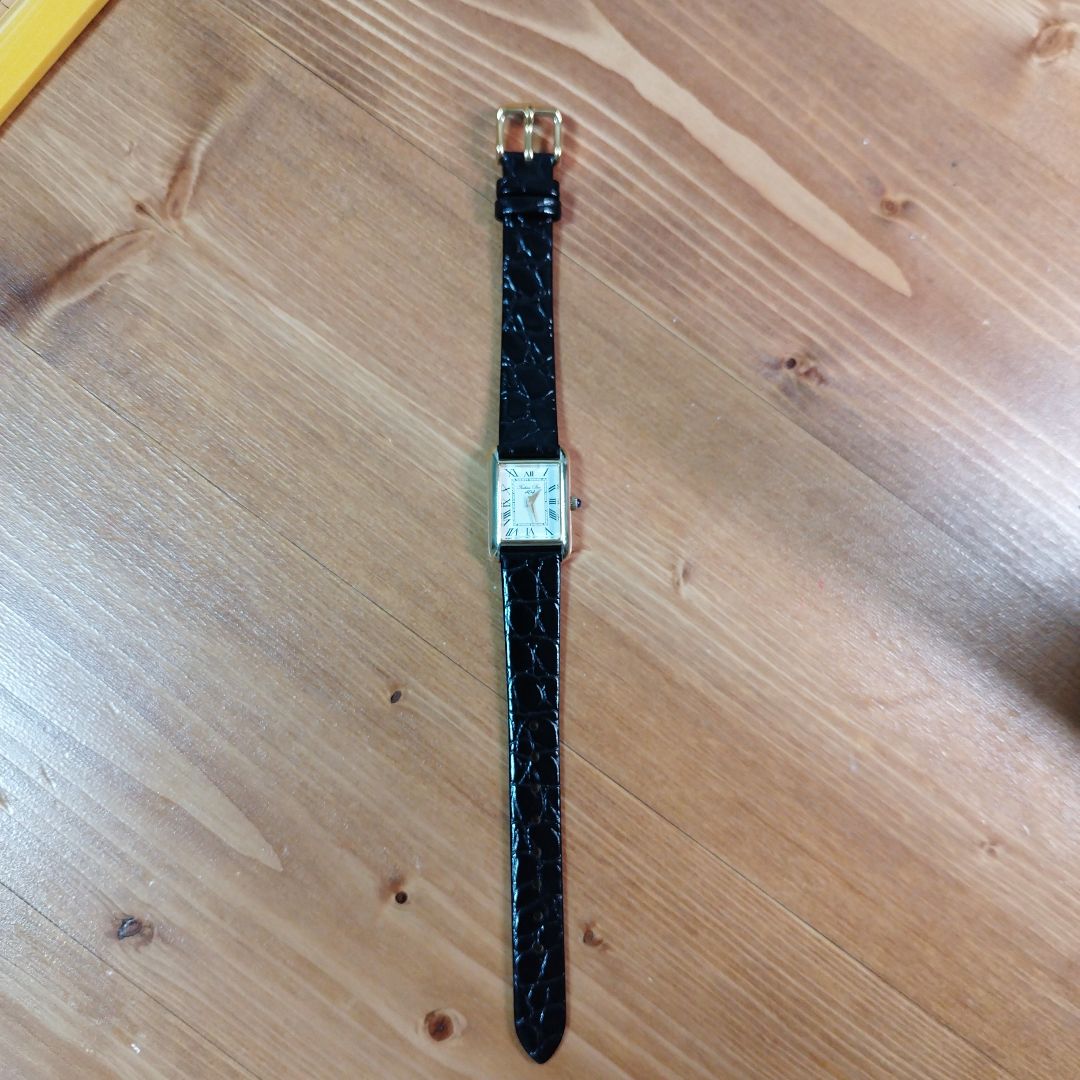 FASHION BAR Analog Mechanical (Manual) Women