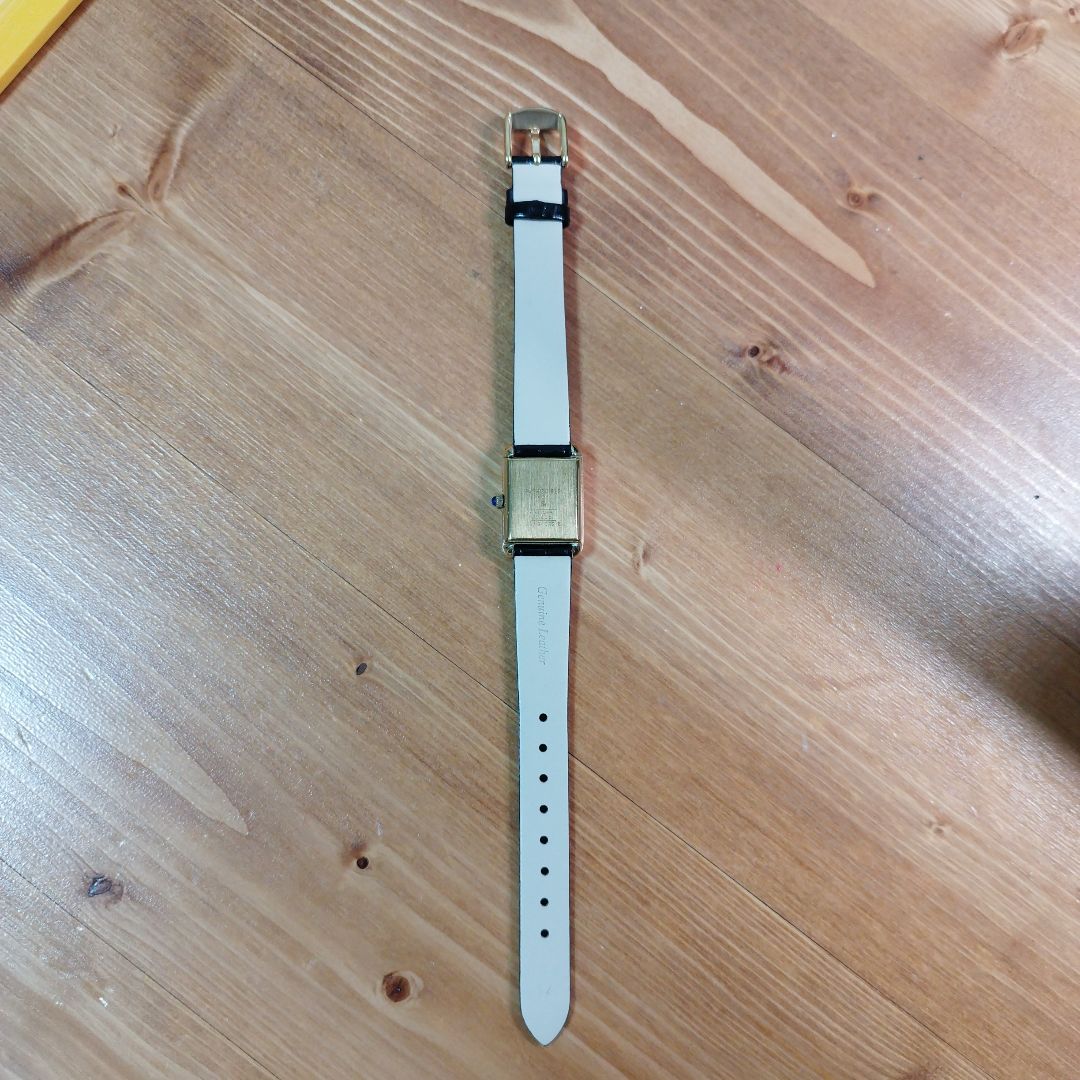 FASHION BAR Analog Mechanical (Manual) Women