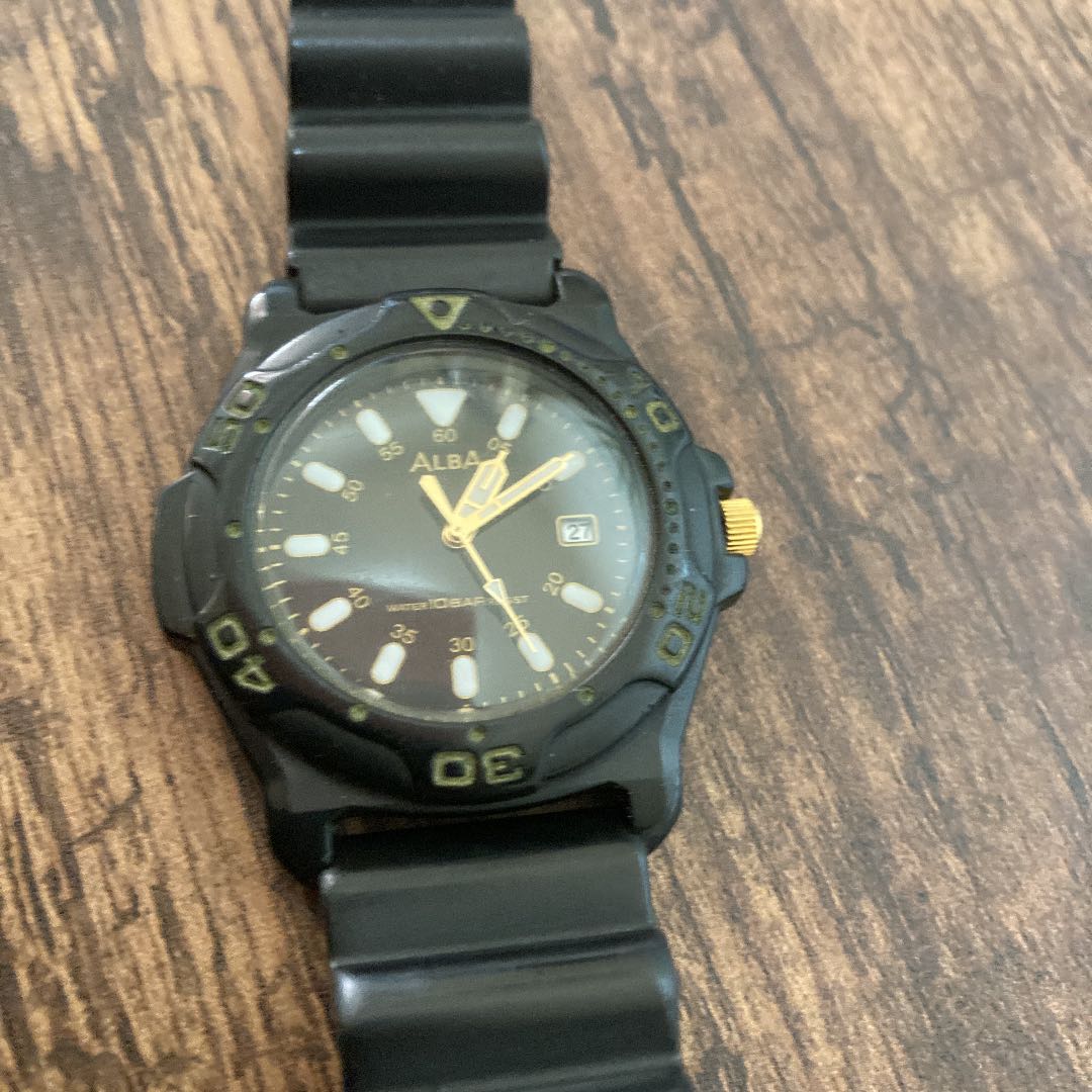 Seiko ALBA V732-0R70 Analog Quartz Men Black Wristwatch