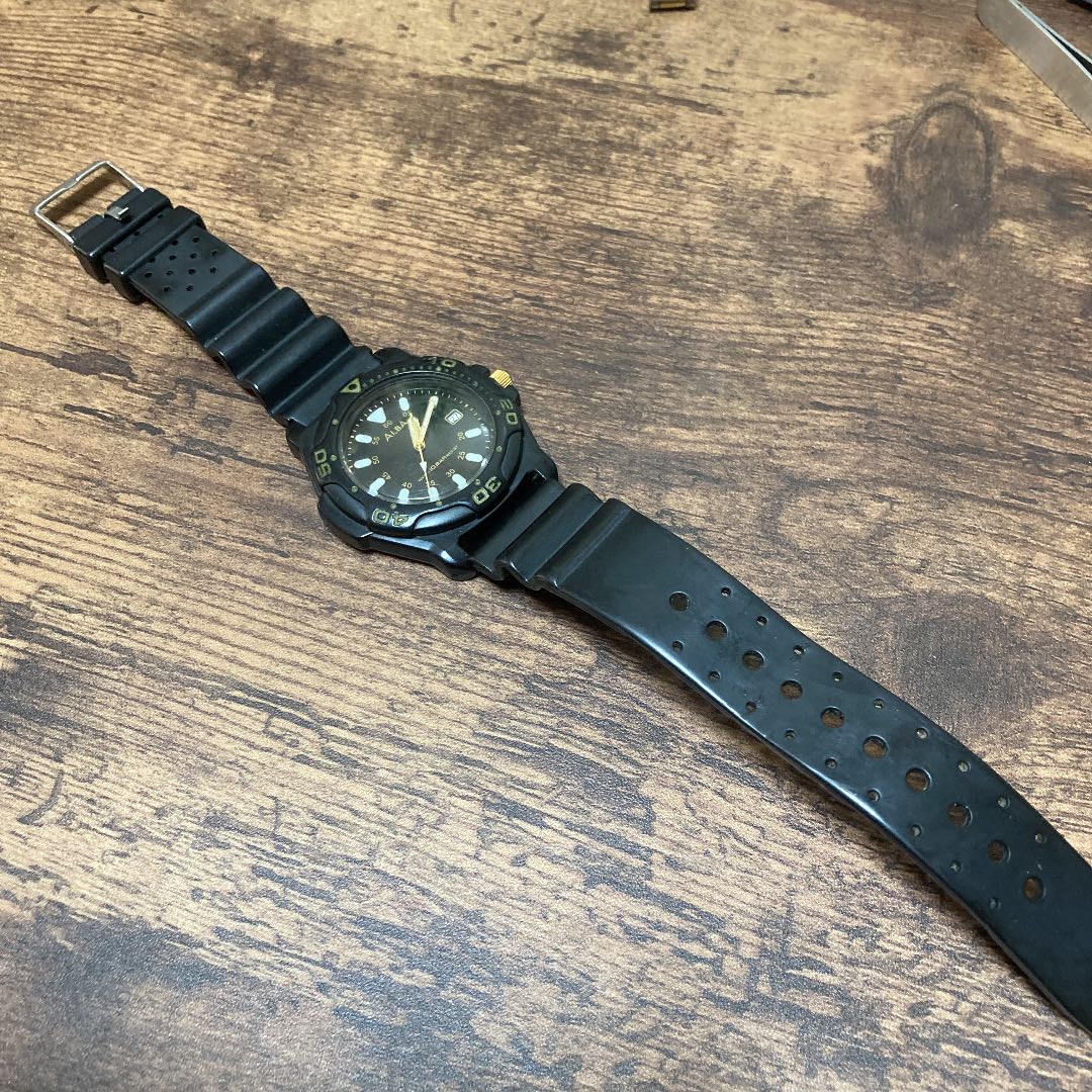 Seiko ALBA V732-0R70 Analog Quartz Men Black Wristwatch