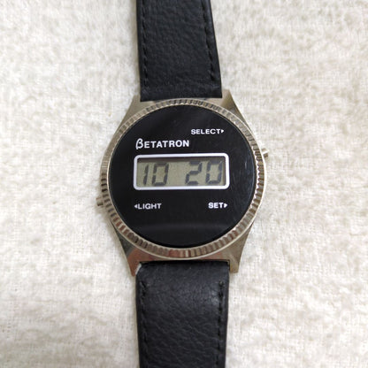 Betatron Digital Quartz Men ベータトロン Vintage Watch