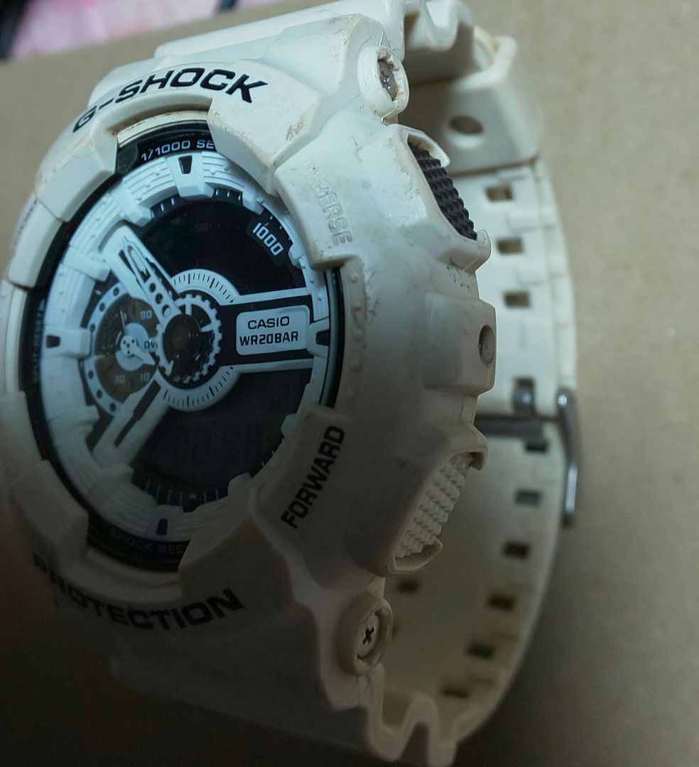 G-Shock Mahareshi GA-110MH Digital-Analog Quartz Men