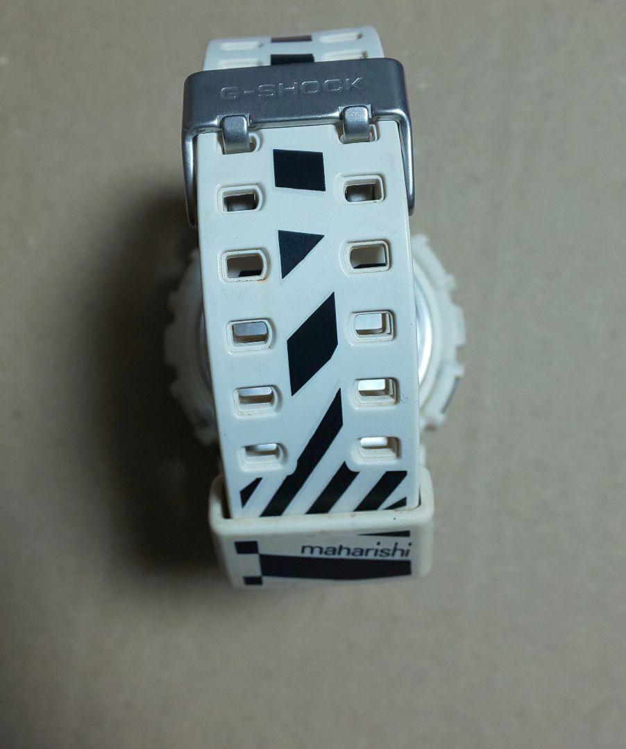 G-Shock Mahareshi GA-110MH Digital-Analog Quartz Men