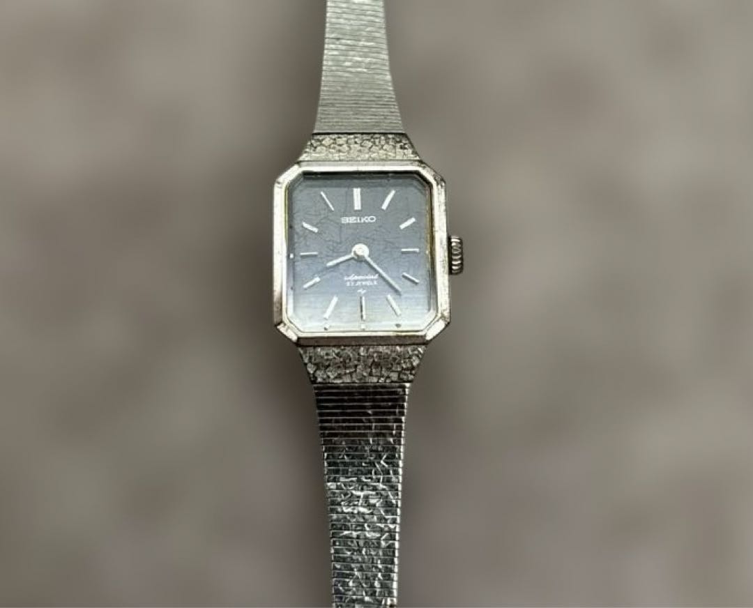 Seiko 1140-3170 Analog Mechanical (Manual) Women