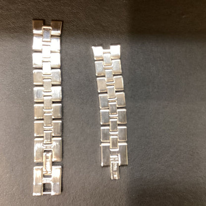 Jennifer Lopez Analog Mechanical (Manual) Women
