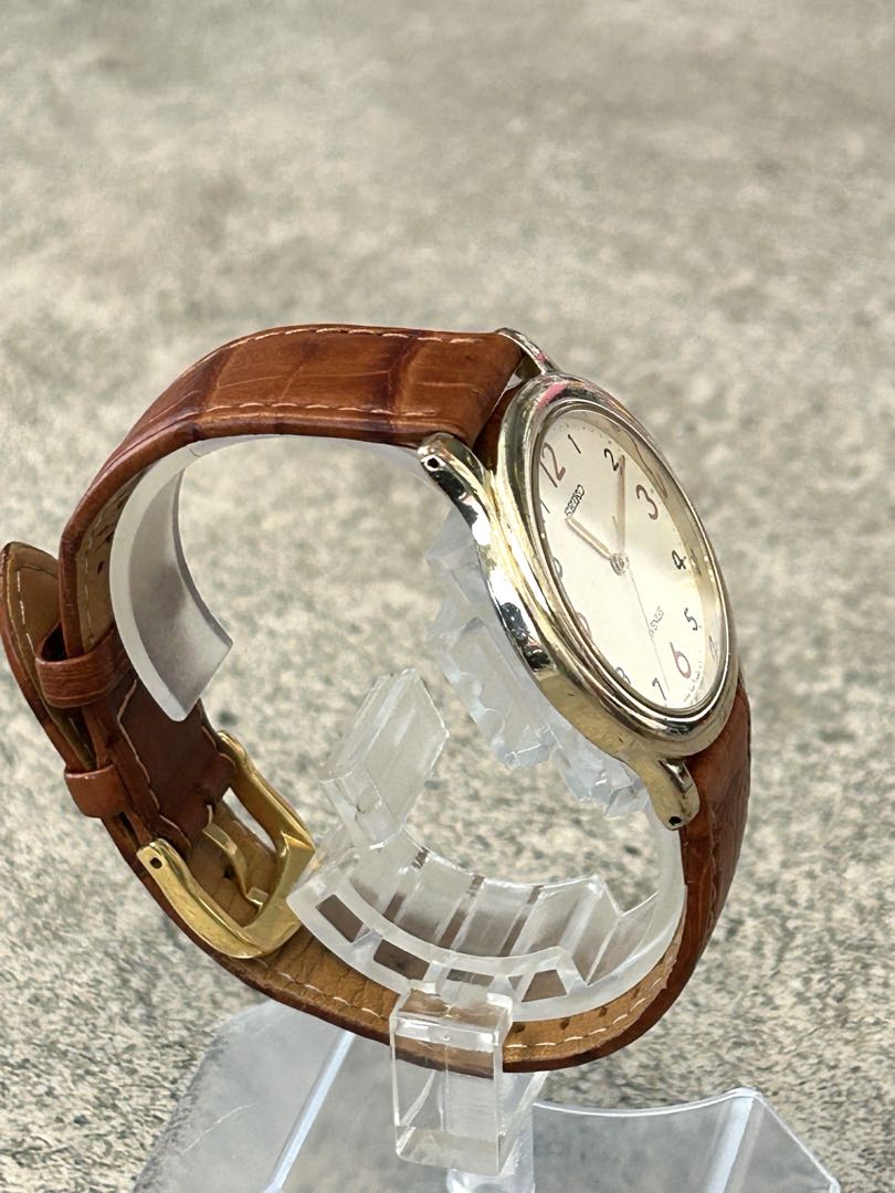 Seiko Avenue 7N01-7090 Analog Quartz Men