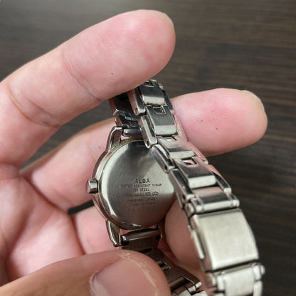 Seiko Alba ingénu ingenu Ingene Analog Quartz Women