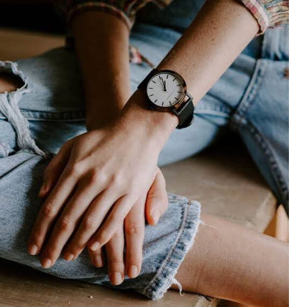 Analog Quartz Women