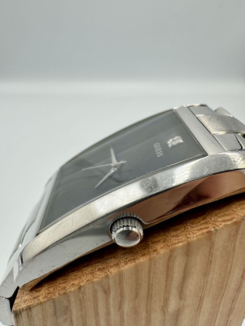 Guess Analog Quartz Men Watch
