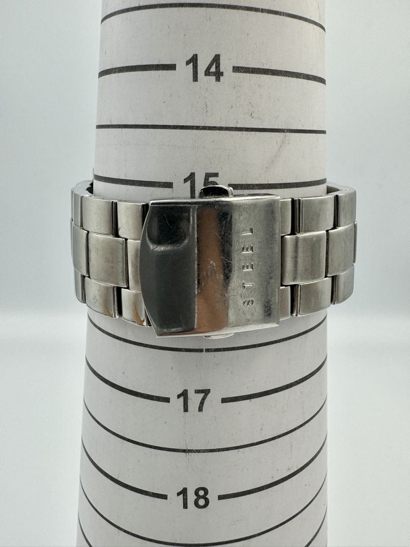 Guess Analog Quartz Men Watch