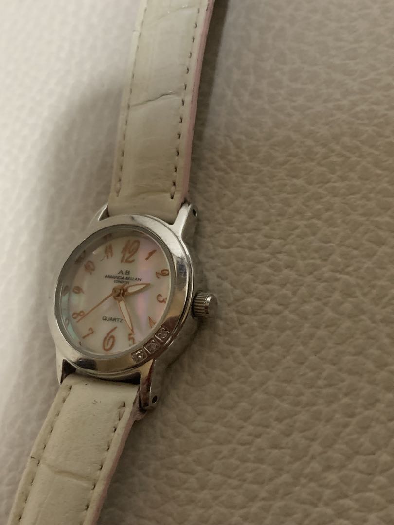 Amanda Bellan AB-227L Analog Quartz Women アマンダ・ベラン Belan 時計 正常 Working Item