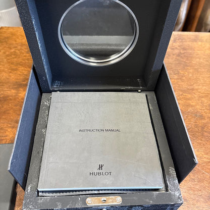 Hublot Analog Quartz Men