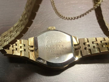 Seiko Special Analog Mechanical (Manual) Women Special 23Jewels 1140 Manual Winding Gold and Silver