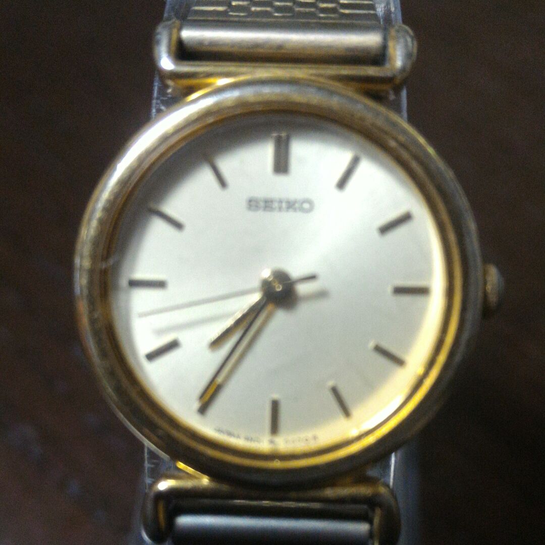 Seiko Analog Quartz Women