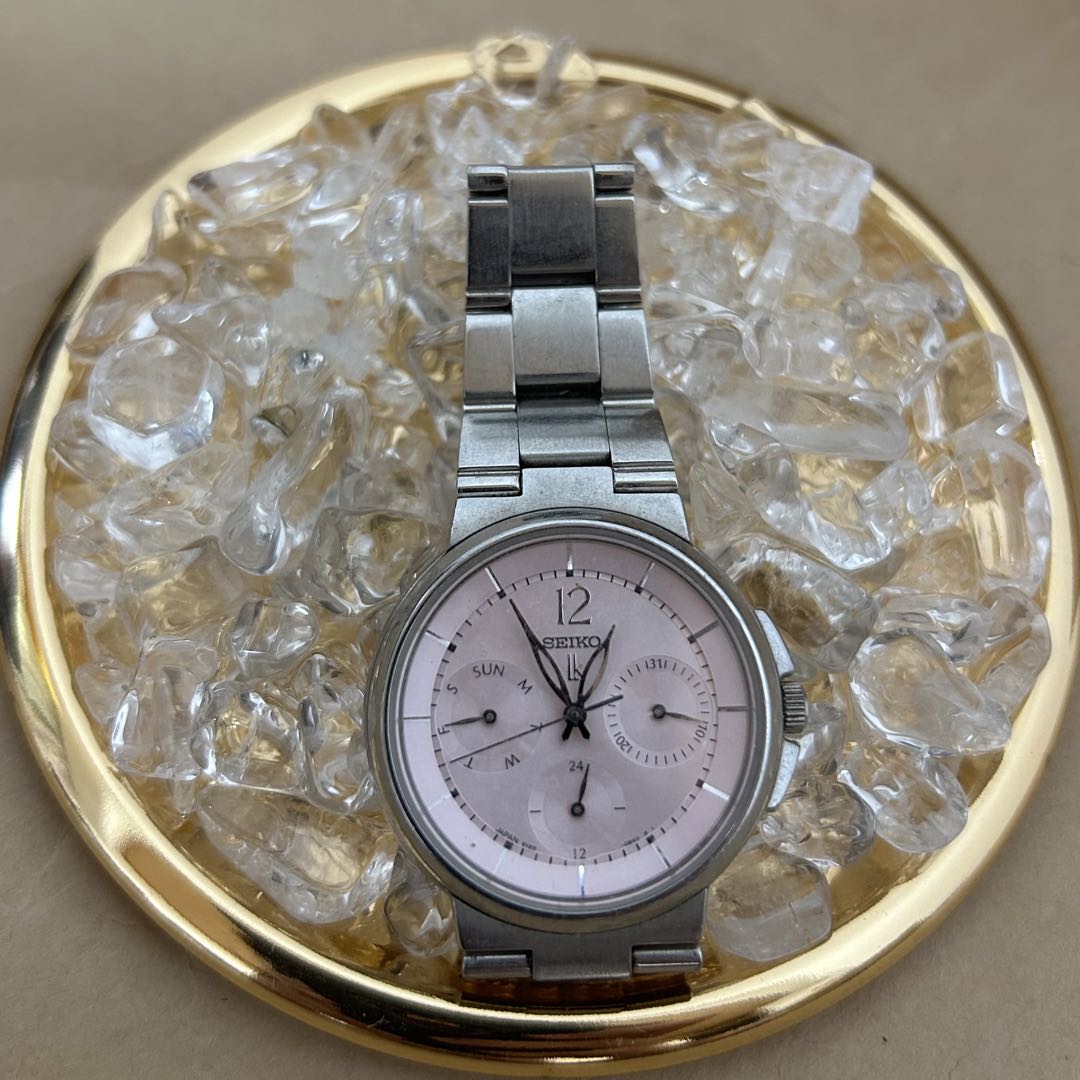 Seiko lk/lukia Analog Quartz Women