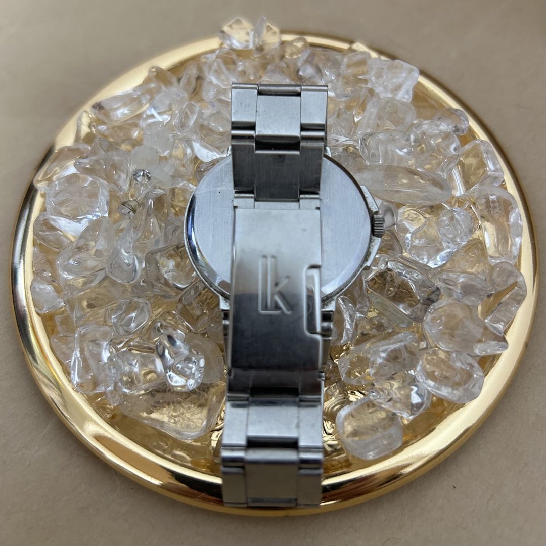 Seiko lk/lukia Analog Quartz Women