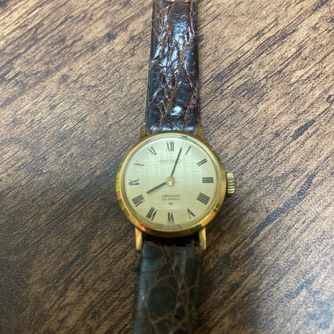 Seiko Special 1140-0090 Analog Mechanical (Manual) Women