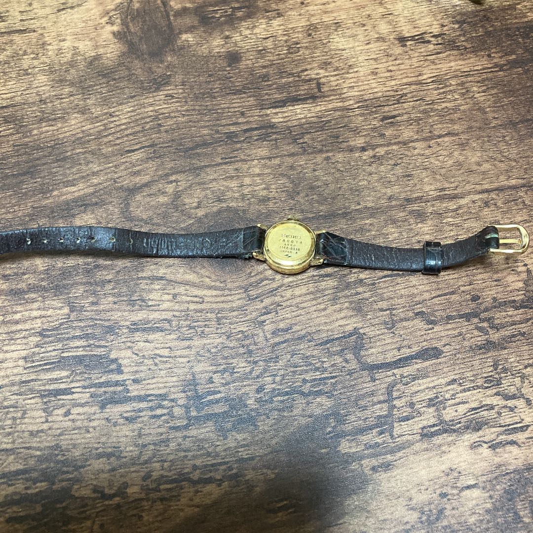 Seiko Special 1140-0090 Analog Mechanical (Manual) Women