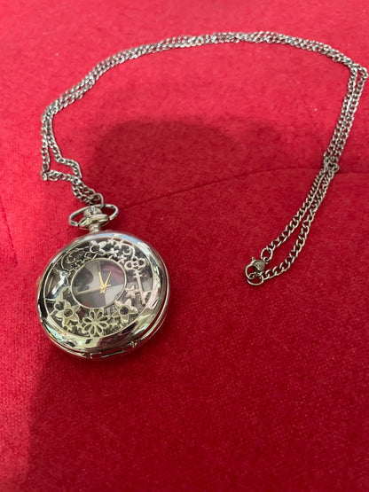 Analog Quartz Women