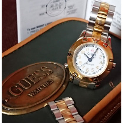 Guess NC1995 Analog Quartz Women