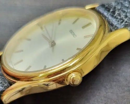 Seiko selection Analog Quartz Women