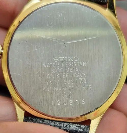 Seiko selection Analog Quartz Women