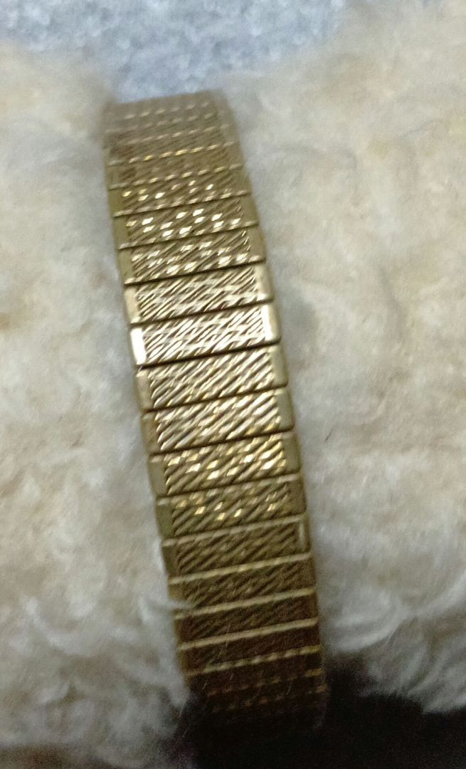 Citizen ELEGANCE Analog Quartz Women