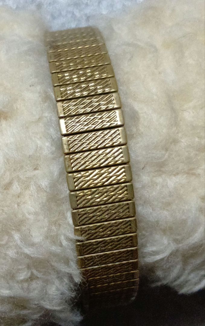 Citizen ELEGANCE Analog Quartz Women