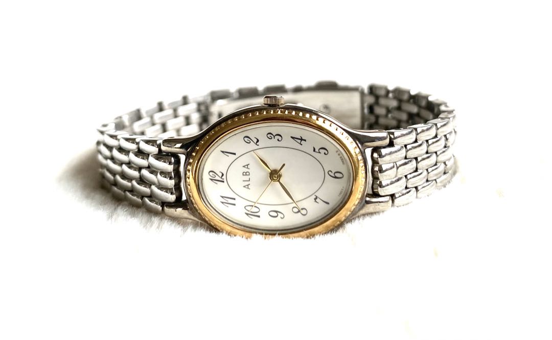 Seiko Alba 1N01-0EW0 Analog Quartz Women