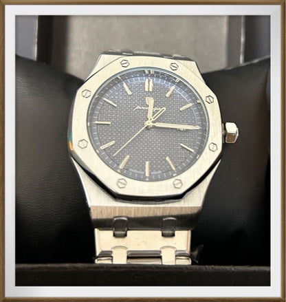 Analog Quartz Men Men Royal Oak Homage Watch Silver X Blue Unused