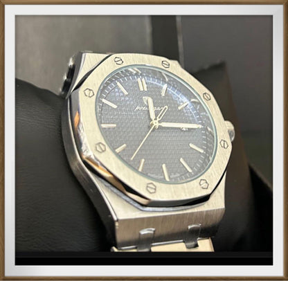 Analog Quartz Men Men Royal Oak Homage Watch Silver X Blue Unused