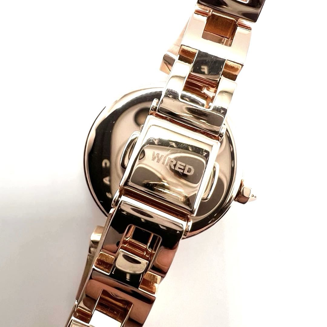 Seiko Wired Analog Quartz Women