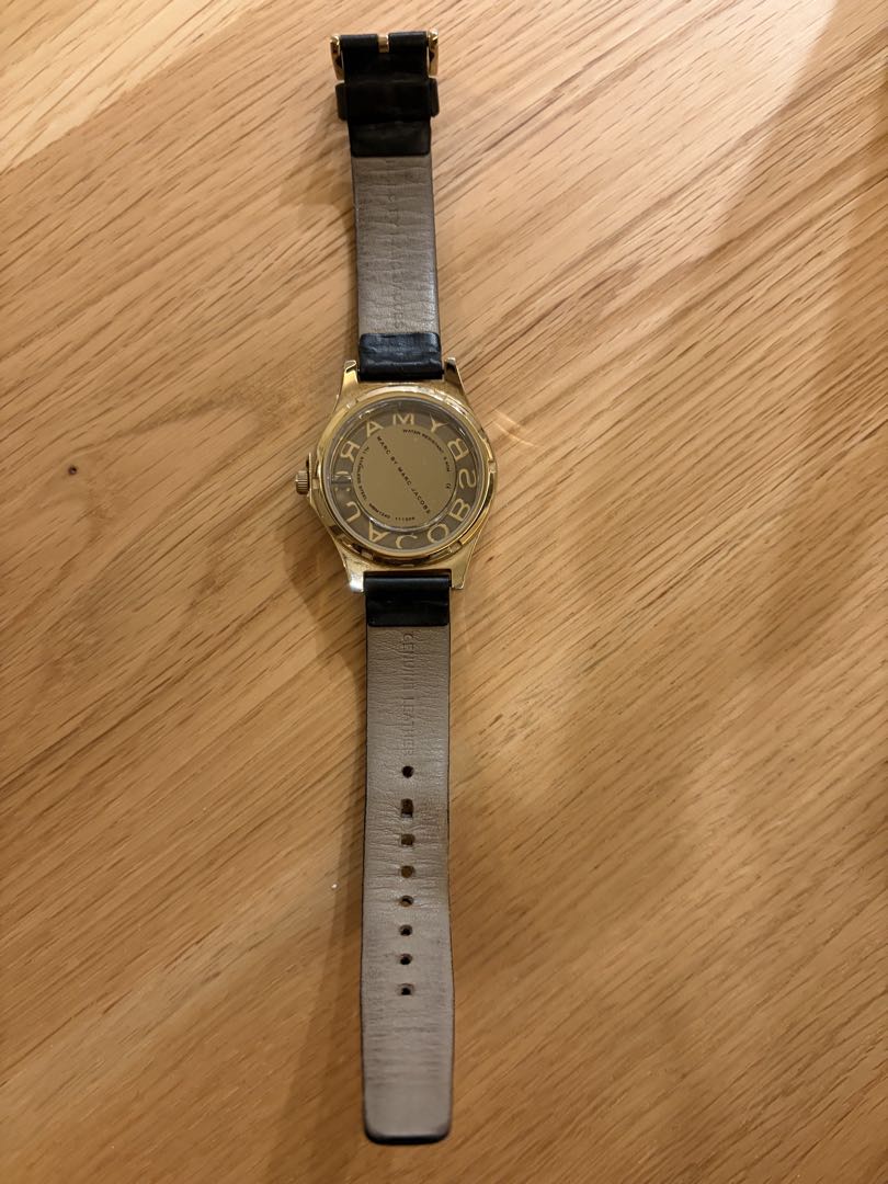 Analog Quartz Women