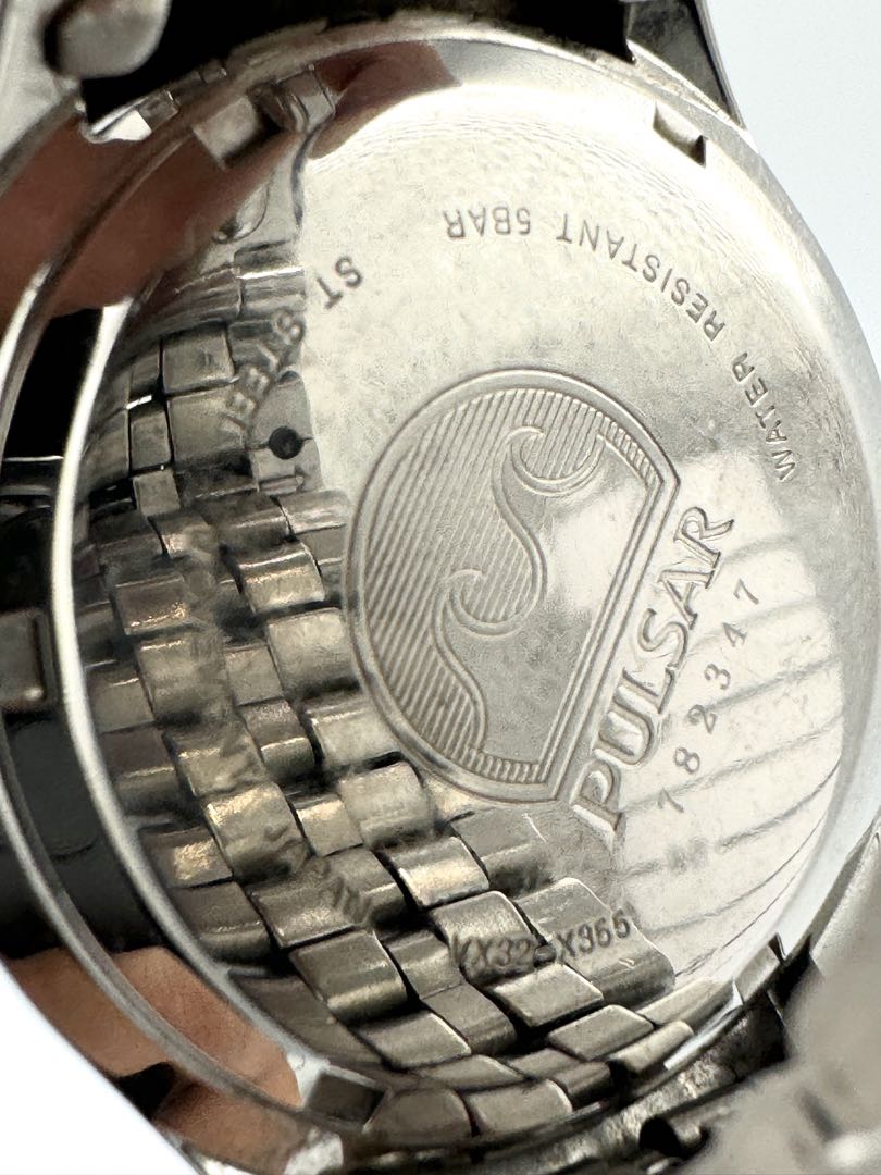 Pulsar Analog Quartz Men Watch