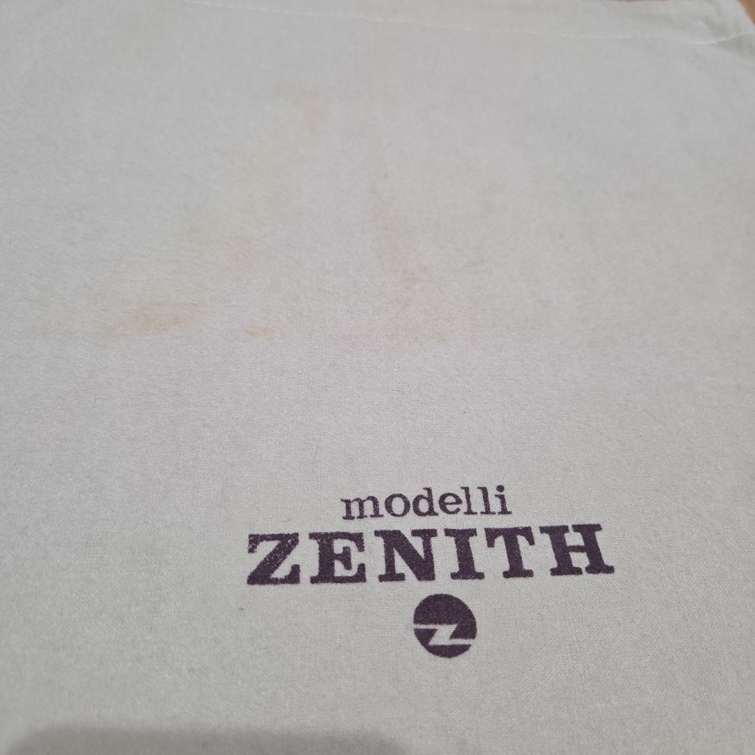 Zenith Analog Quartz Men