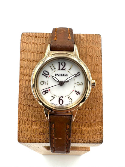 Citizen Wicca E031-R025151 Analog Quartz (Solar Powered) Women Vtg. Eco-Drive Solar Gold Tone Ladies Leather Watch