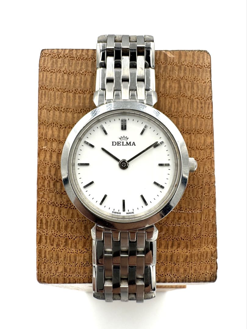 Delma Analog Quartz Women Watch