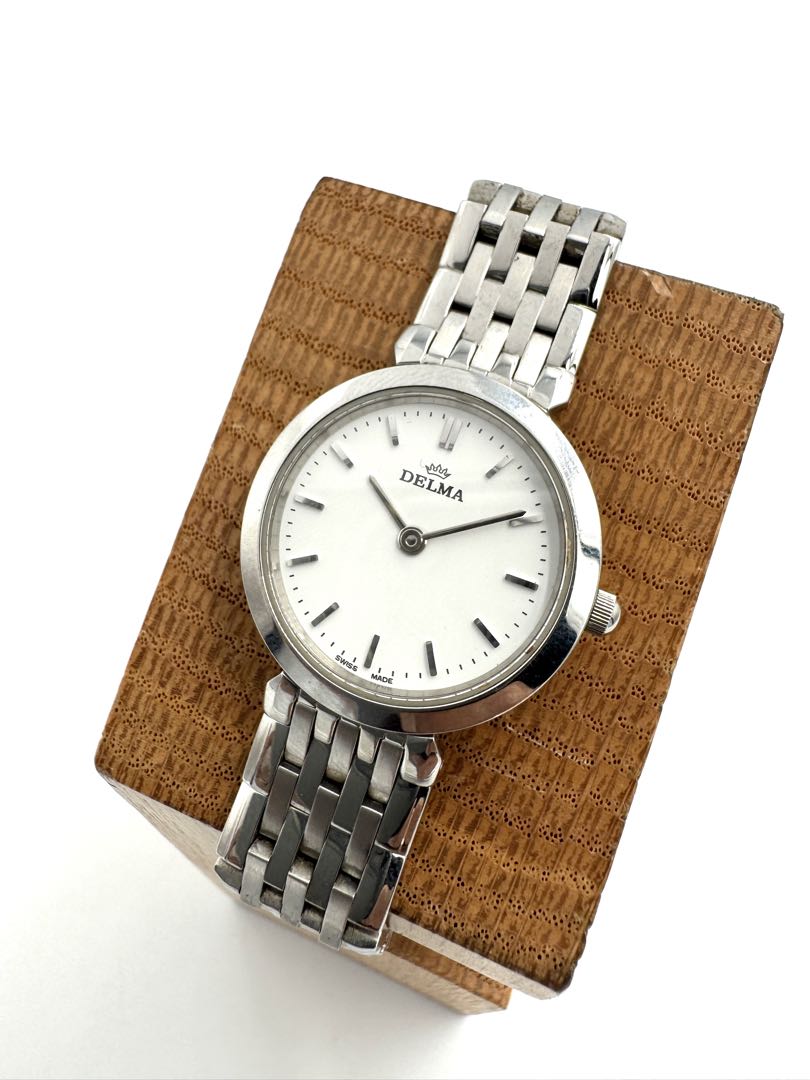 Delma Analog Quartz Women Watch